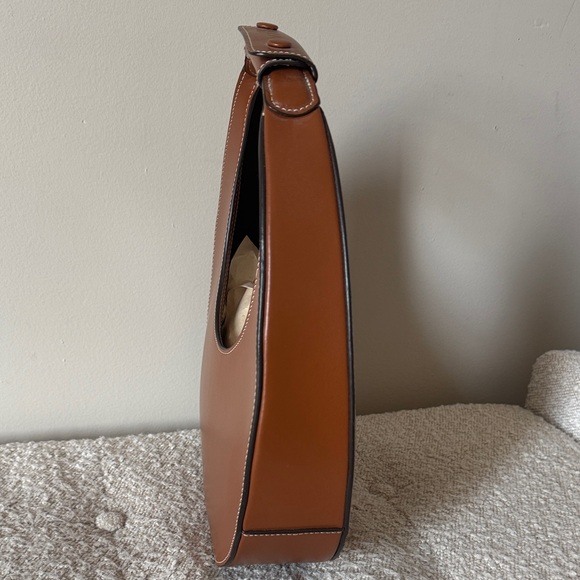 Staud Moon Bag in Cognac - Picture 3 of 12